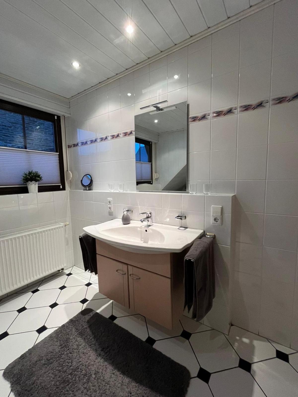 Kaisers Ferienhaus Kaifenheim Buitenkant foto